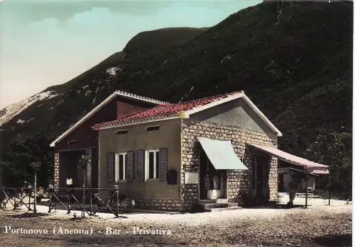 #PORTONOVO: PRIVATE BAR