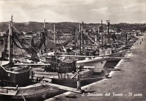 #S.BENEDETTO DEL TRONTO: IL PORTO