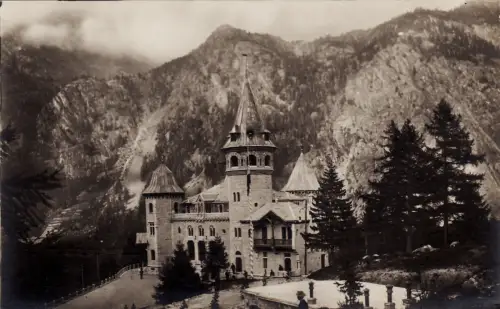 #GRESSONEY ST. JEAN: CASTELLO SAVOIA