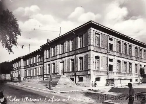 #TOLVE: SCHULGEBÄUDE