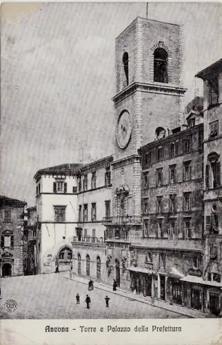 #ANCONA: TURM UND PALAST DER PRÄFEKTUR