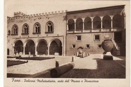 #FANO: PALAZZO MALATESTIANO - SITZ DES MUSEUMS UND DER PINAKOTHEK