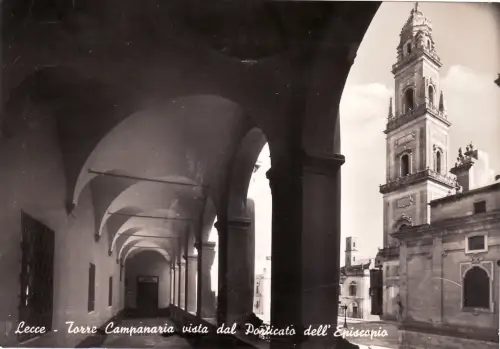 #LECCE: GLOCKENTURM VON DER BISCHOFSVERANDA AUS GESEHEN