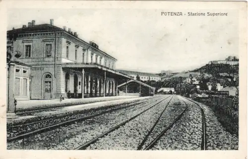 #LEISTUNG: OBERSTATION