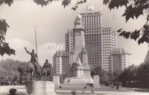 SPANIEN - Madrid - Plaza de Espana - Foto Postkarte