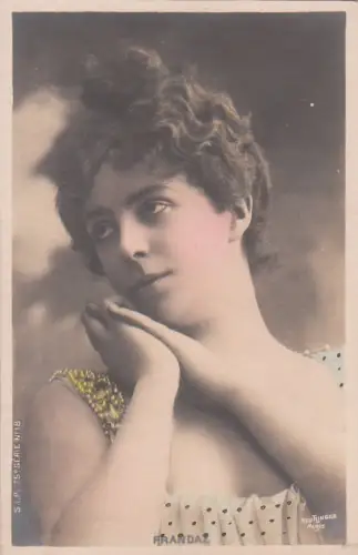 JEANNE FRANDAZ Opernsopran - Foto Reutlinger
