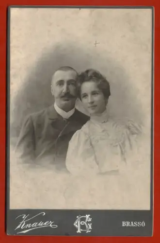 FOTO ERSTE '900ER JAHRE VON KNAUER GY., BRASSO UNGARN, EHEMANN & EHEFRAU m