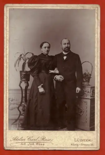 FOTO DATIERT 1894 VON ATELIER CARL ROSE, LUBECK GERMANY, EHEMANN & EHEFRAU m