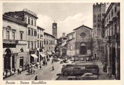 #ORVIETO: PIAZZA REPUBBLICA