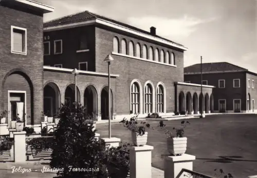 #FOLIGNO: BAHNHOF
