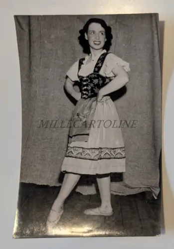 IRENE THOMSON MOULIN PLACE - D. & M. Hunter Falkirk Glascow Scotland Photograph