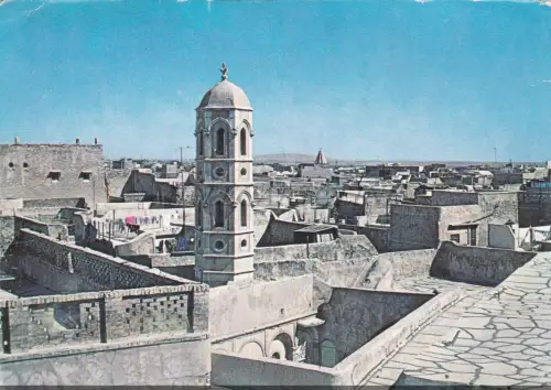 IRAK - Gesamtansicht von Miskinta, Kirche in Mossul, Postkarte