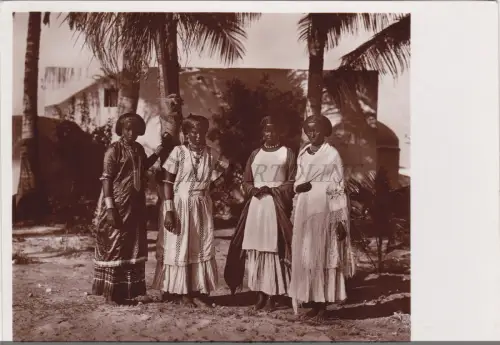 SOMALIA - Arten von somalischen Frauen, Parodi Mogadischu Foto Postkarte
