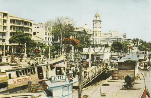 ECUADOR - Guayaquil, Boote an den Docks des Malecòn Simon Bolivar 1977