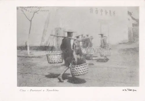 CHINA - Träger in Nanjing