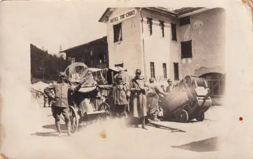 CORTINA D'AMPEZZO - Militär, Hotel Drei Kreuze WWI Private Fotokarte