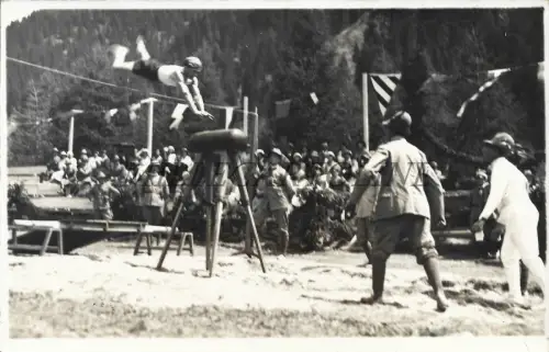 TOBLACH - Doppelsprung, Militärturnen 1930 private Fotokarte