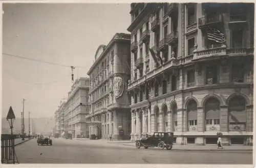 NEAPEL - Fotoentwurf - Via Partenope mit den großen Hotels