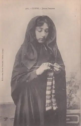 FRANKREICH - Korsika - Junge Frau