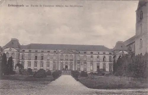 LUXEMBURG - Echternach - Fassade der ehemaligen Benediktinerabtei 1925