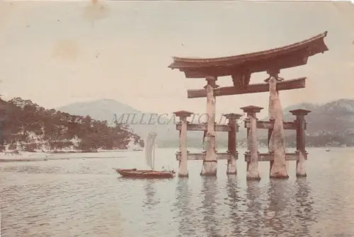 JAPAN - Photo Album Print - Benten o Porta Sacra