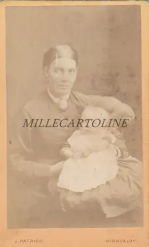 SCHOTTLAND - Kirkcaldy - CDV Photo J.Patrick - Woman & Infant