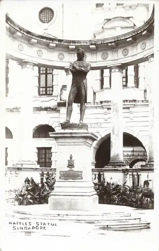 SINGAPUR - Raffles Statue - Echtfoto Postkarte