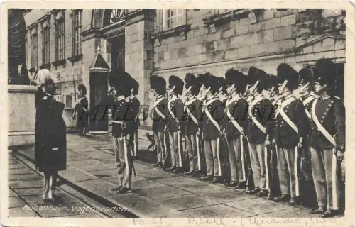 DÄNEMARK - Copenhagen København, Vagtparaden, Postkarte