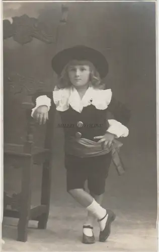 PISA - Fotokarte Damen - Kind