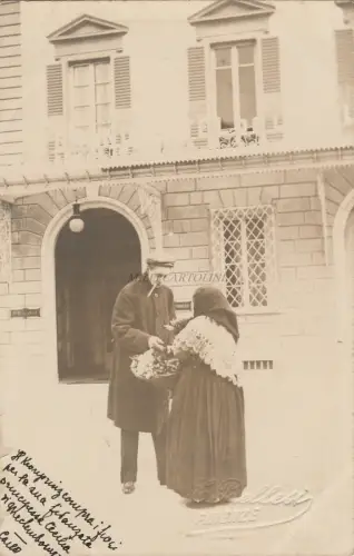 FLORENZ - Kronprinz kauft Blumen für Cecilia Mecklenburg 1900 Fotokarte 