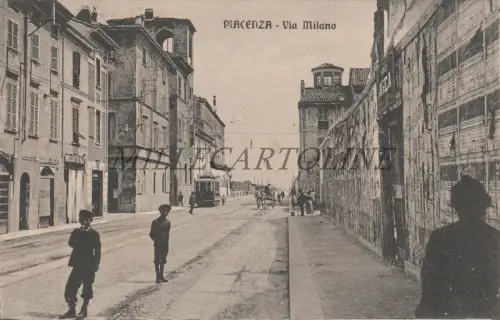 PIACENZA - Via Milano - Postkarte