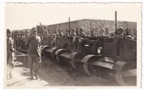 BARI - Militärzeitschrift Schnelle Panzer - Fotografie Romita & Bohrer
