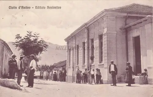 CIVITA D'ANTINO (Adler) - Schulgebäude 1935 Postkarte