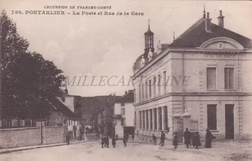 FRANKREICH - Pontarlier, La Poste et Rue de la Gare, Postkarte