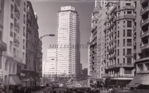 SPANIEN - Madrid - Avenida de José Antonio - Foto Postkarte 1961