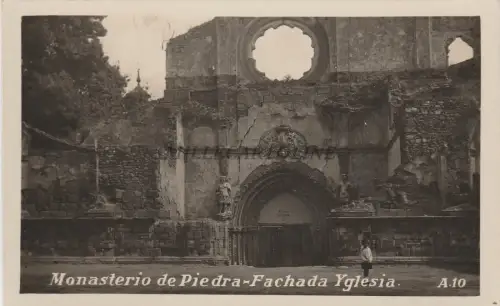 SPANIEN - Steinkloster - Fassade Yglesia - Foto Postkarte