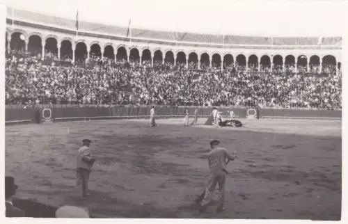 SPANIEN - Sevilla - Corrida 1937 Photo Postcard - Censura Fotografica Mark