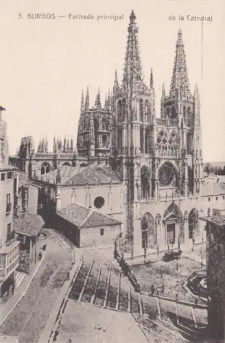 SPANIEN - Burgos - Hauptfassade der Kathedrale