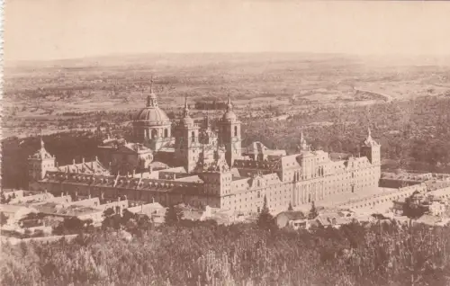 SPANIEN - El Escorial - Übersicht vom Damm