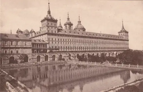 SPANIEN - El Escorial - Estanque de la Huerta