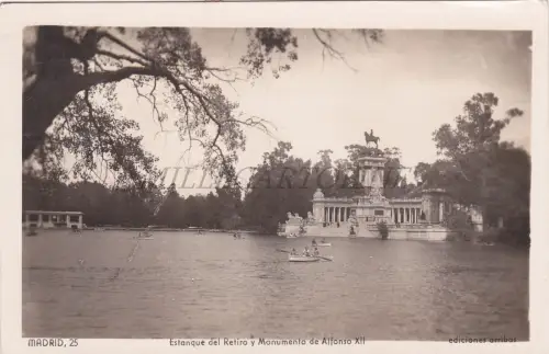 SPANIEN - Madrid, Estanque del Retiro y Monumento Alfonso XII, Foto Postkarte 1947