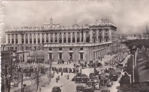 SPANIEN - Madrid, Palacio Real: Plaza de la Armeria, Fotopostkarte