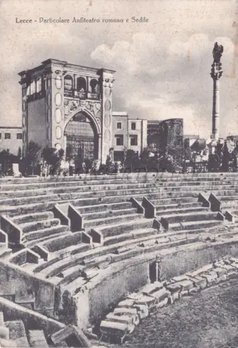 LECCE - Besonderes römisches Amphitheater und Sitz, Postkarte 1955