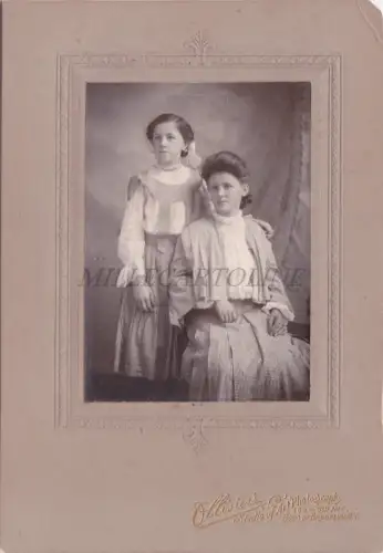 KABINETTFOTO - USA, Mutter mit ihrer Tochter, Ollivier's, Brooklyn, New York