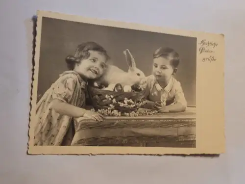 Herzliche Ostergrüße Postkarte:
