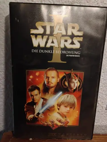 Star Wars - Die dunkle Bedrohung (VHS)