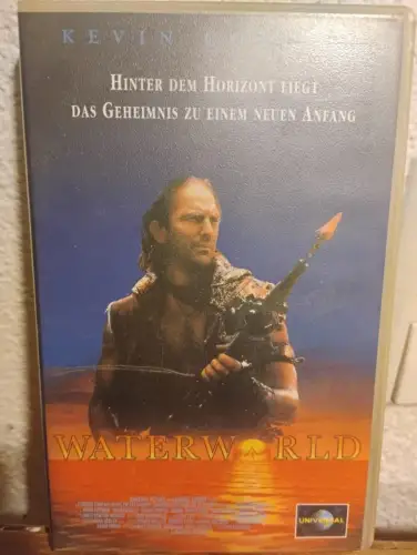 Waterworld (VHS) BN33263