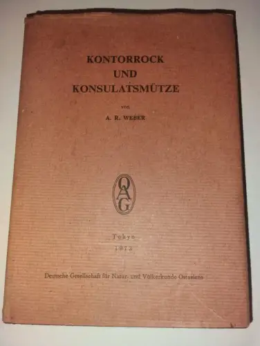 Kontorrock und Konsulatsmütze A. R. Weber: