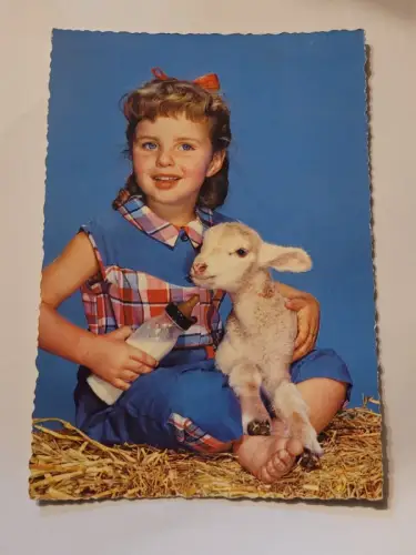 Kind mit Lamm Postkarte: