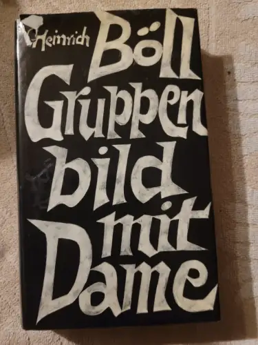 Gruppenbild mit Dame Böll, Heinrich: